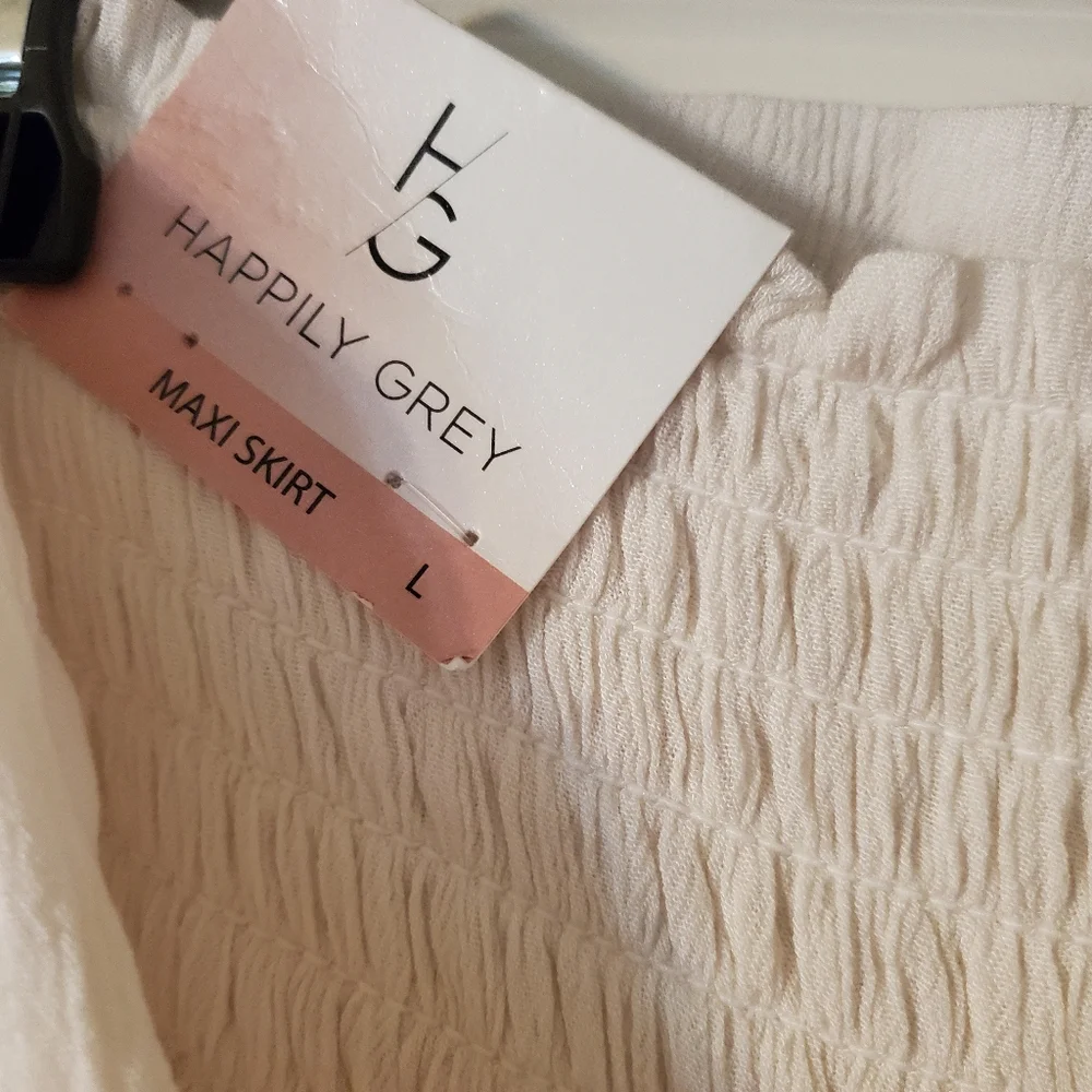 Happily Grey cream colored maxi skirt with high front split - Picture 3 of 6